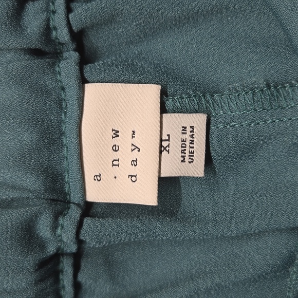 NWT! A New DAY Dress shorts! - Picture 2 of 4